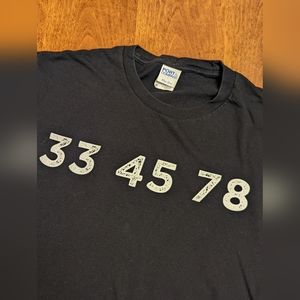 Men's Medium, Vinyl Record Player T-shirt